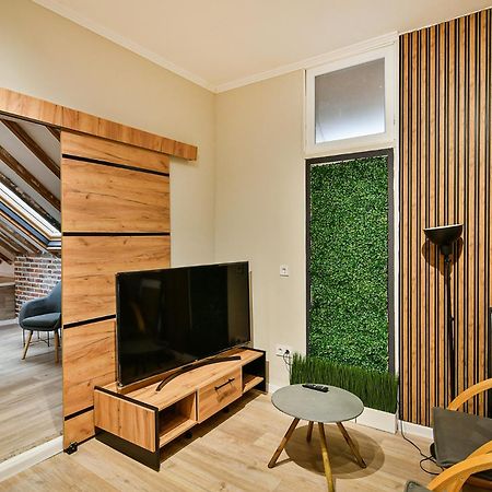 Central Flats With Parking Varna Bagian luar foto