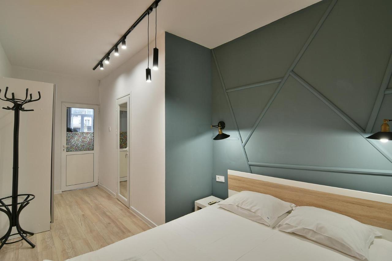 Central Flats With Parking Varna Bagian luar foto